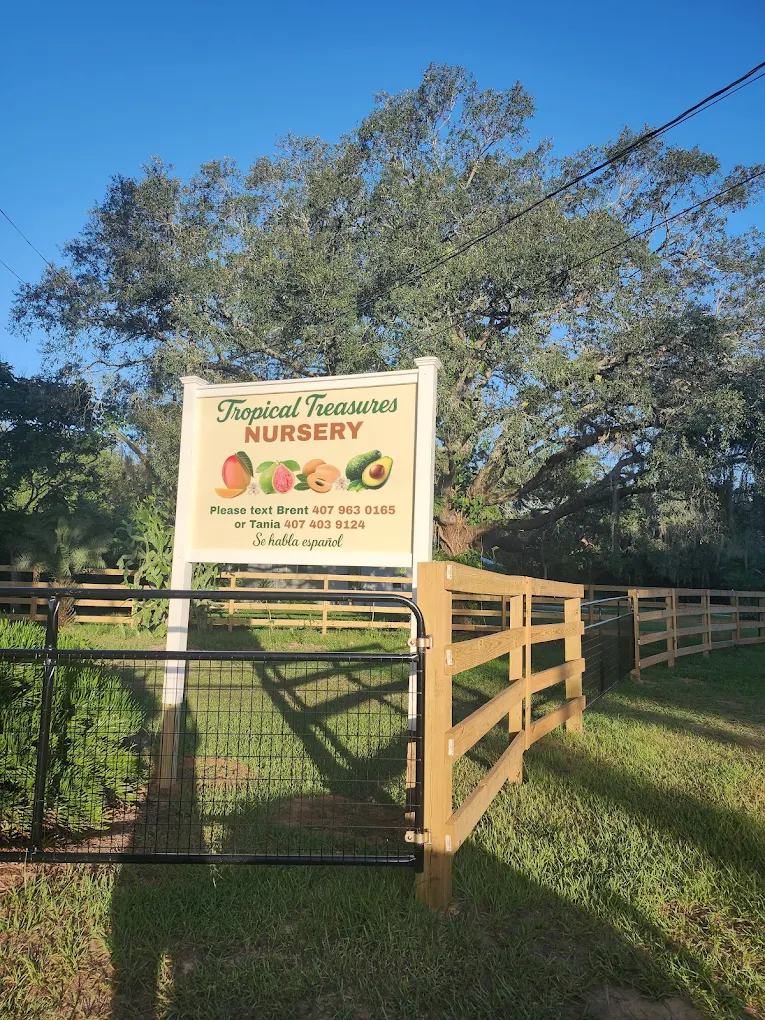 Tropical Treasures Nursery Sign